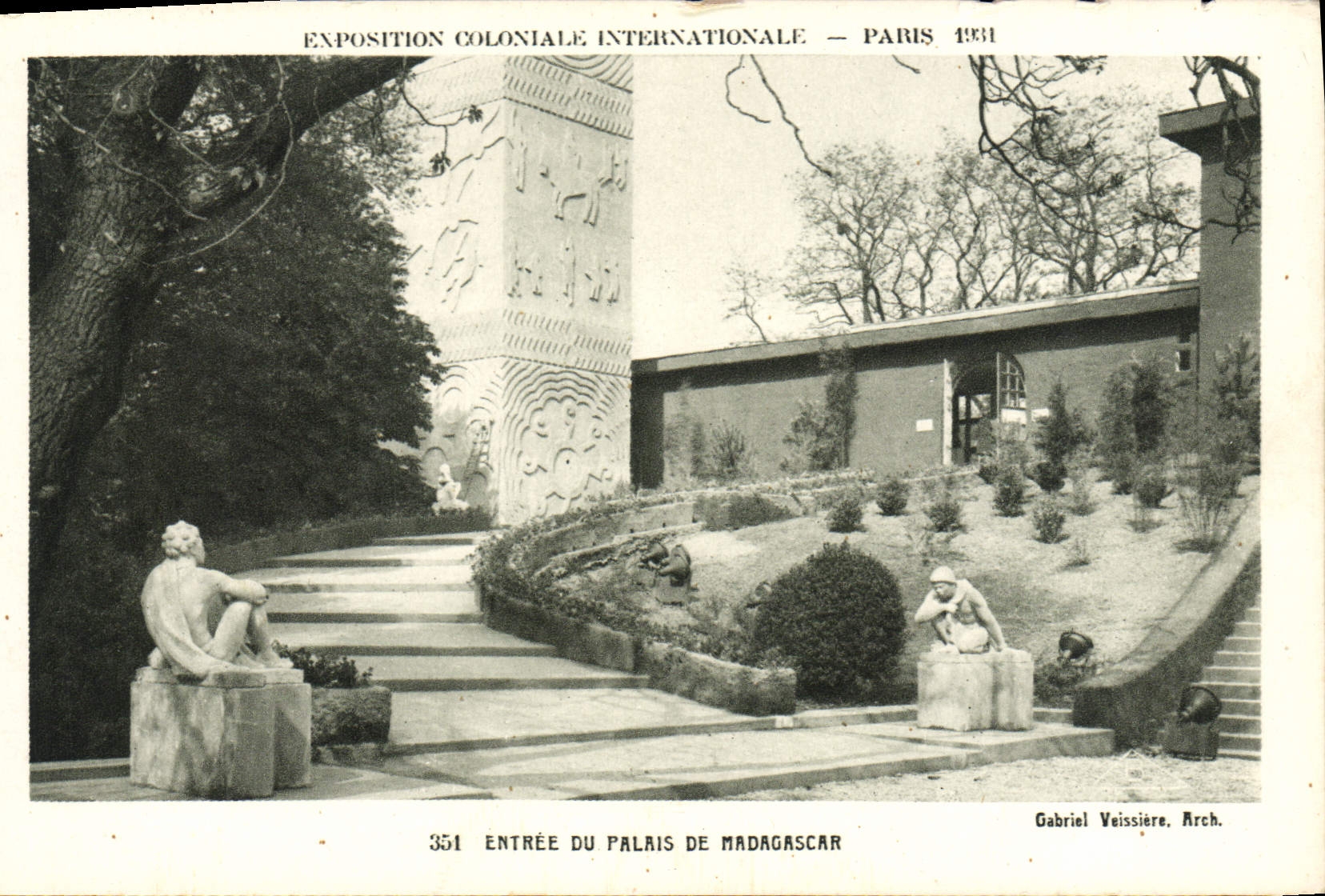 CPA Paris Exposition coloniale internationale 1931 Entree du palais de Madagascar