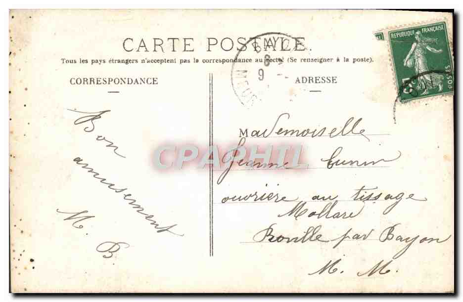 Femme en bonnet de dentelle tenant des roses — De la Part d'une Amie — P.J. Princé — Reverso