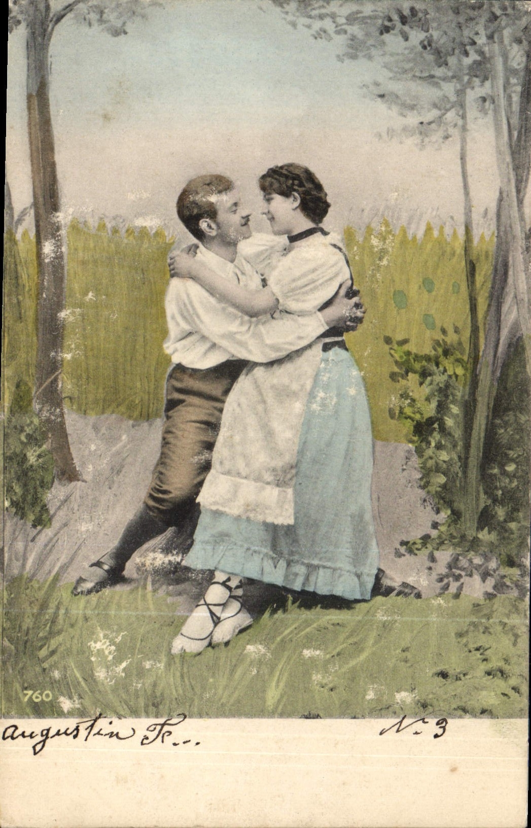 Couple enlacé dans un parc — édition Augustin F. — n° 760