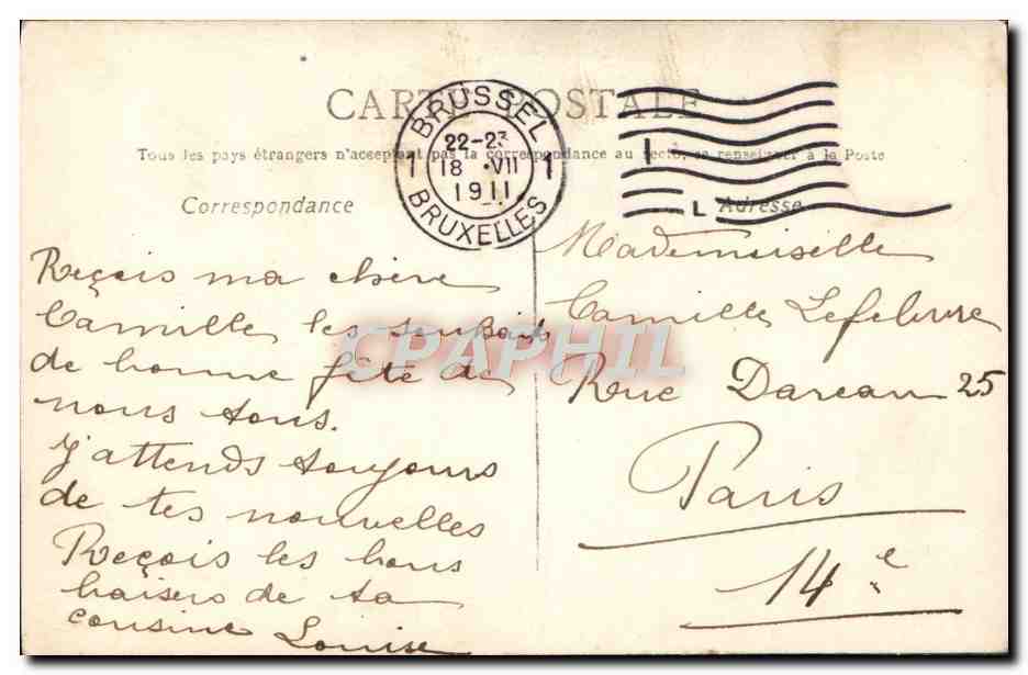 Jeune femme en robe blanche — décor floral et palette — éditeur IBIO — Verso