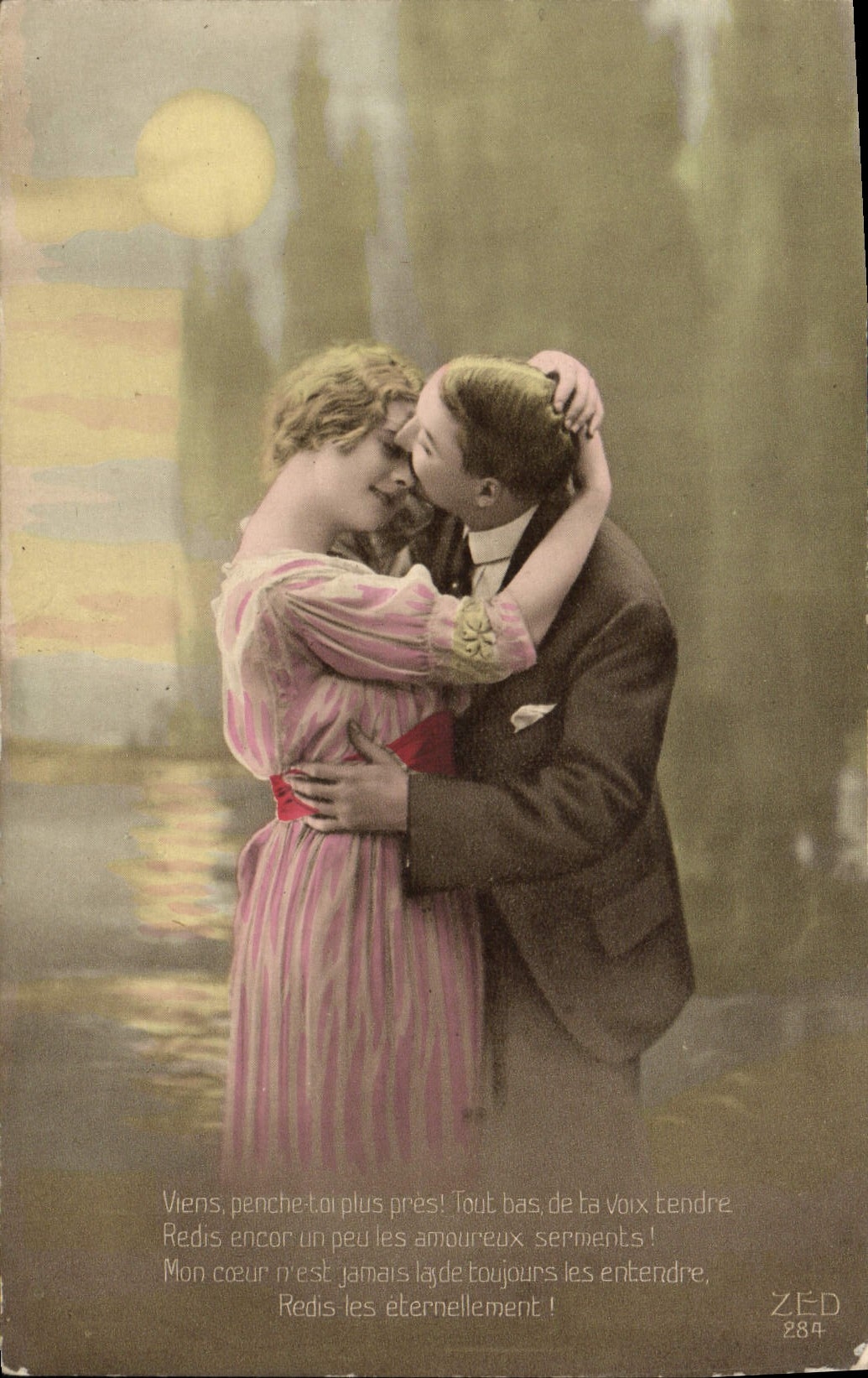 Couple amoureux — scène romantique — ZED 284