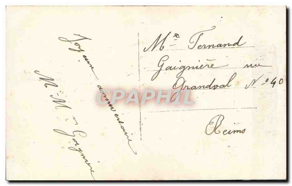 Jeune femme en robe rose tenant un bouquet — Heureux Anniversaire — édit. A&S n°1122 — Verso