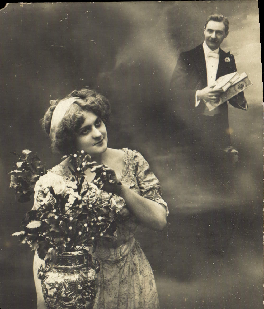 CPA Fantaisie Femme 