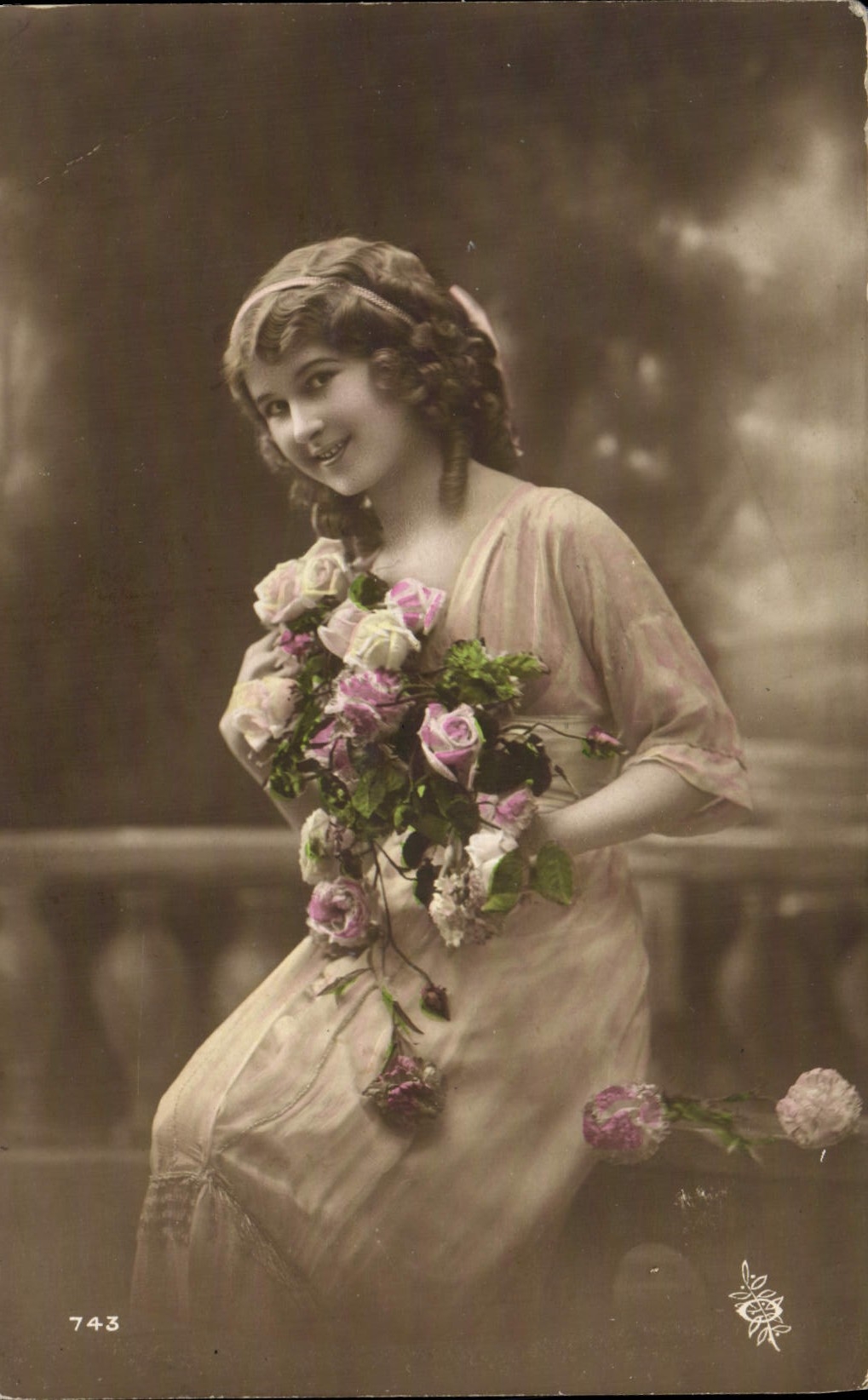CPA Fantaisie Femme 