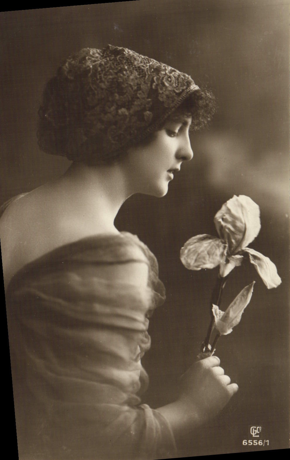 CPA Fantaisie Femme 