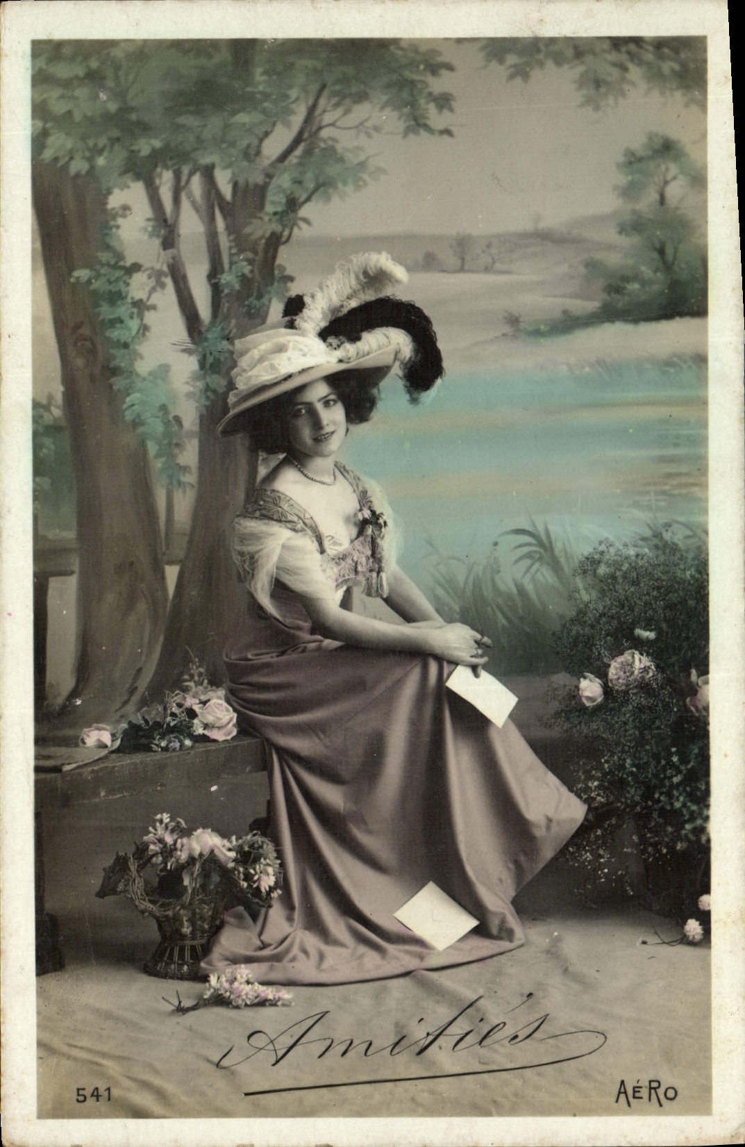CPA Fantaisie Femme 