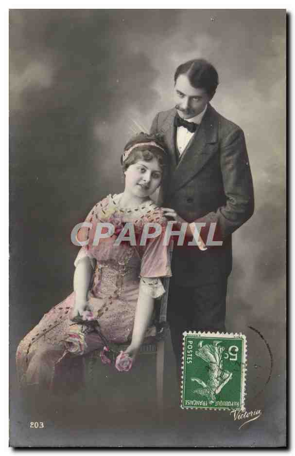 Couple en studio — photographie — éditeur inconnu, n° 203