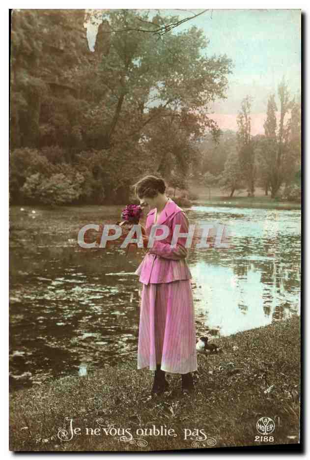 Femme en robe rose près d'un lac — texte 'Je ne vous oublie pas' — éditeur NOYER n°2188