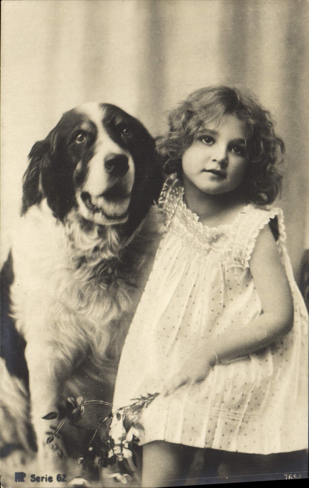 CPA Fantaisie Enfant Chien 