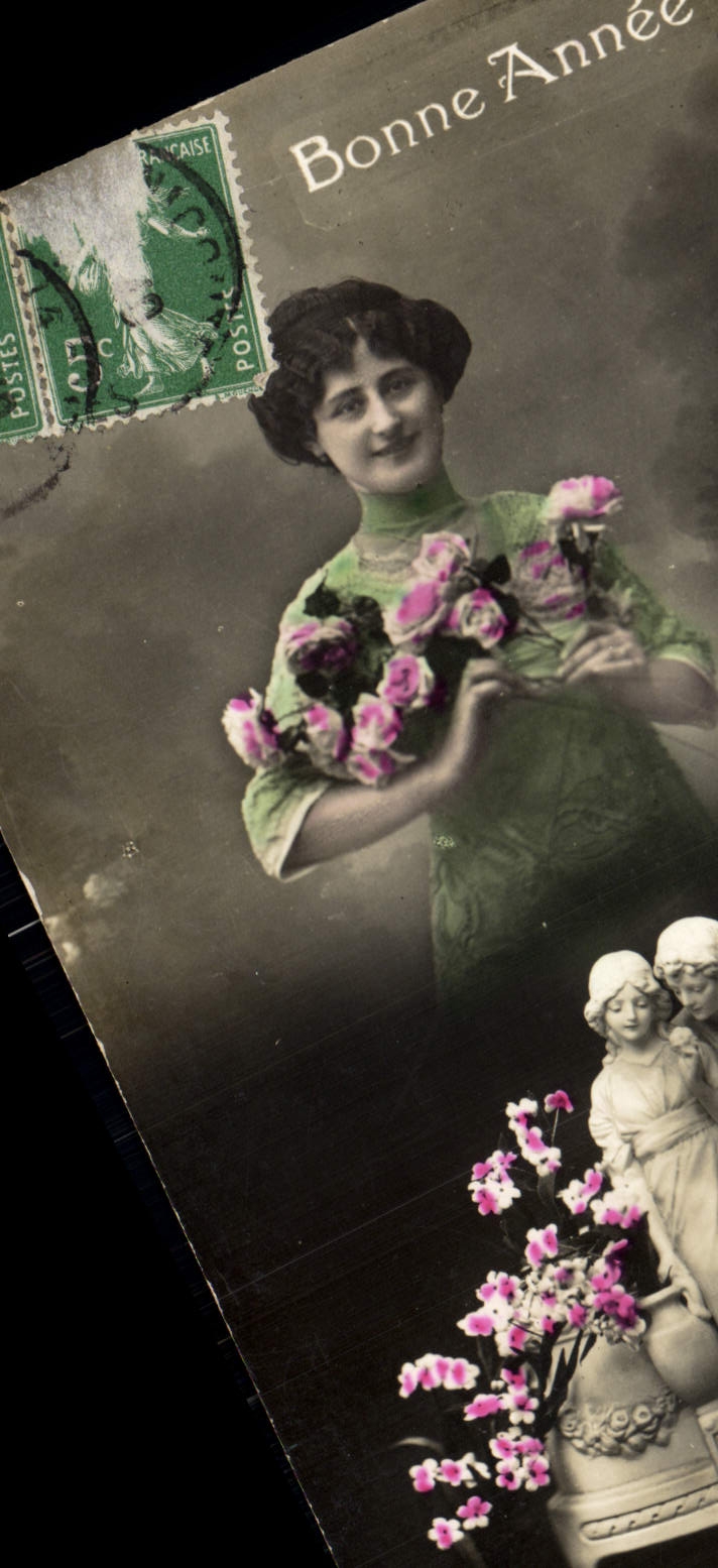 Antike Ansichtskarte Fantasie Frau Blumen