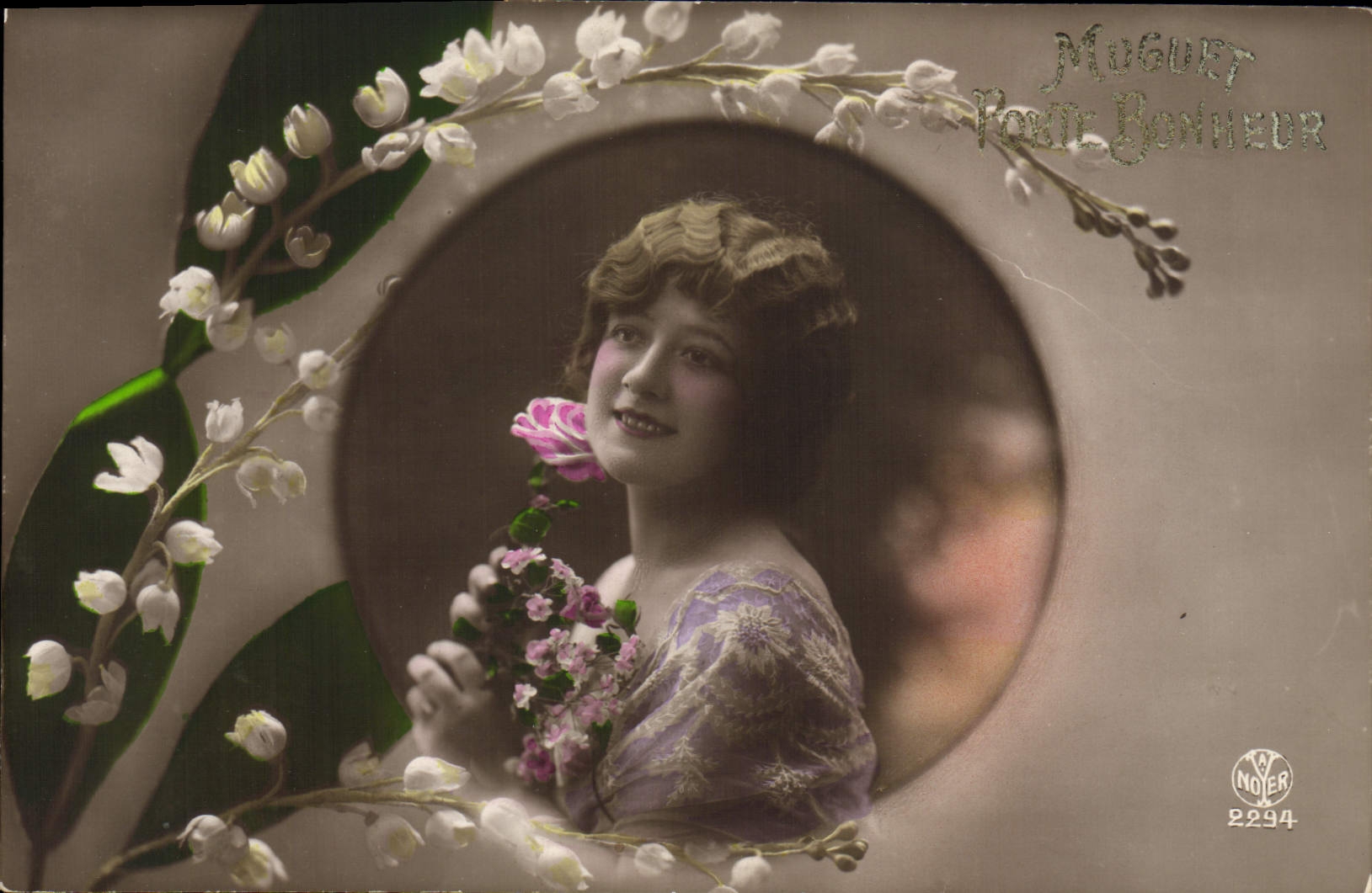 CPA Fantaisie Femme Fleurs