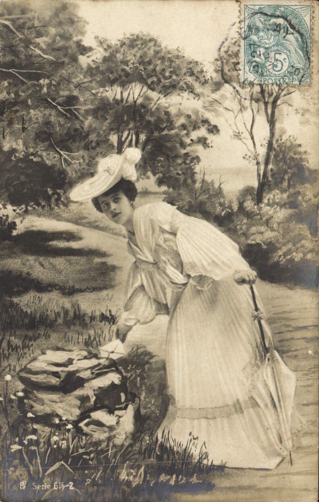 CPA Fantaisie Femme a l'ombrelle
