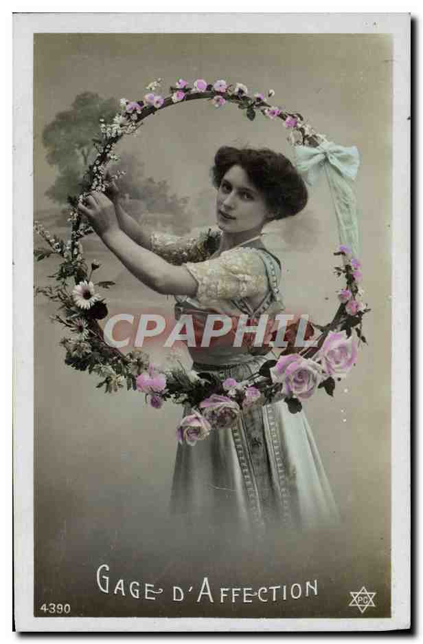 Femme tenant un couronne de fleurs — Gage d'Affectation — éditeur anonyme, n° 4390