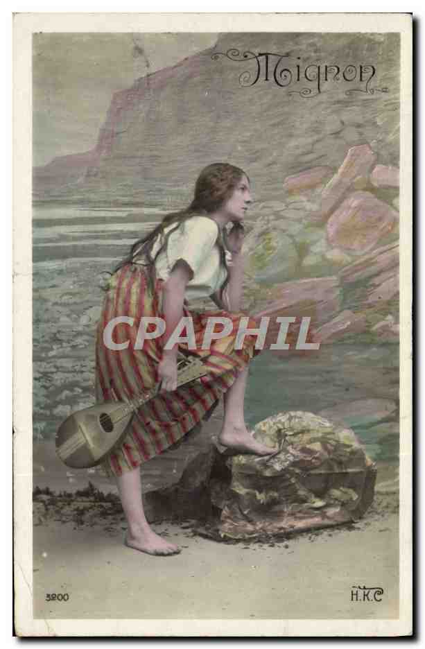 Jeune fille avec mandoline — paysage côtier — H.K.C. n° 3900