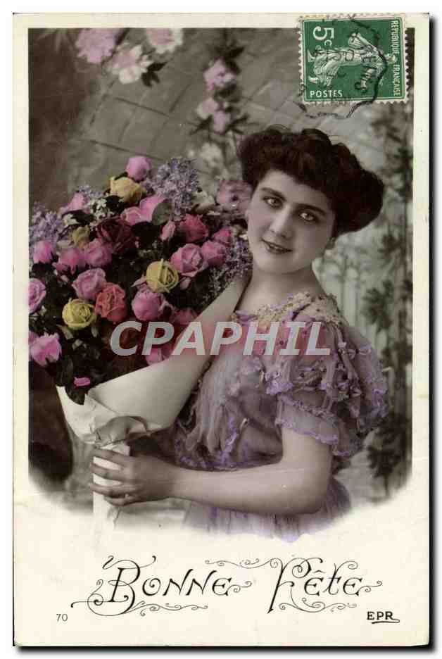 Femme tenant un bouquet de fleurs — Bonne Année — EPR, n°70