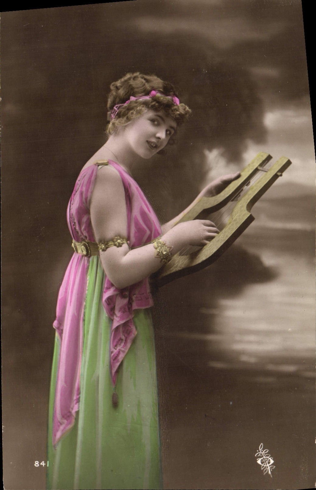 CPA Fantaisie Femme 
