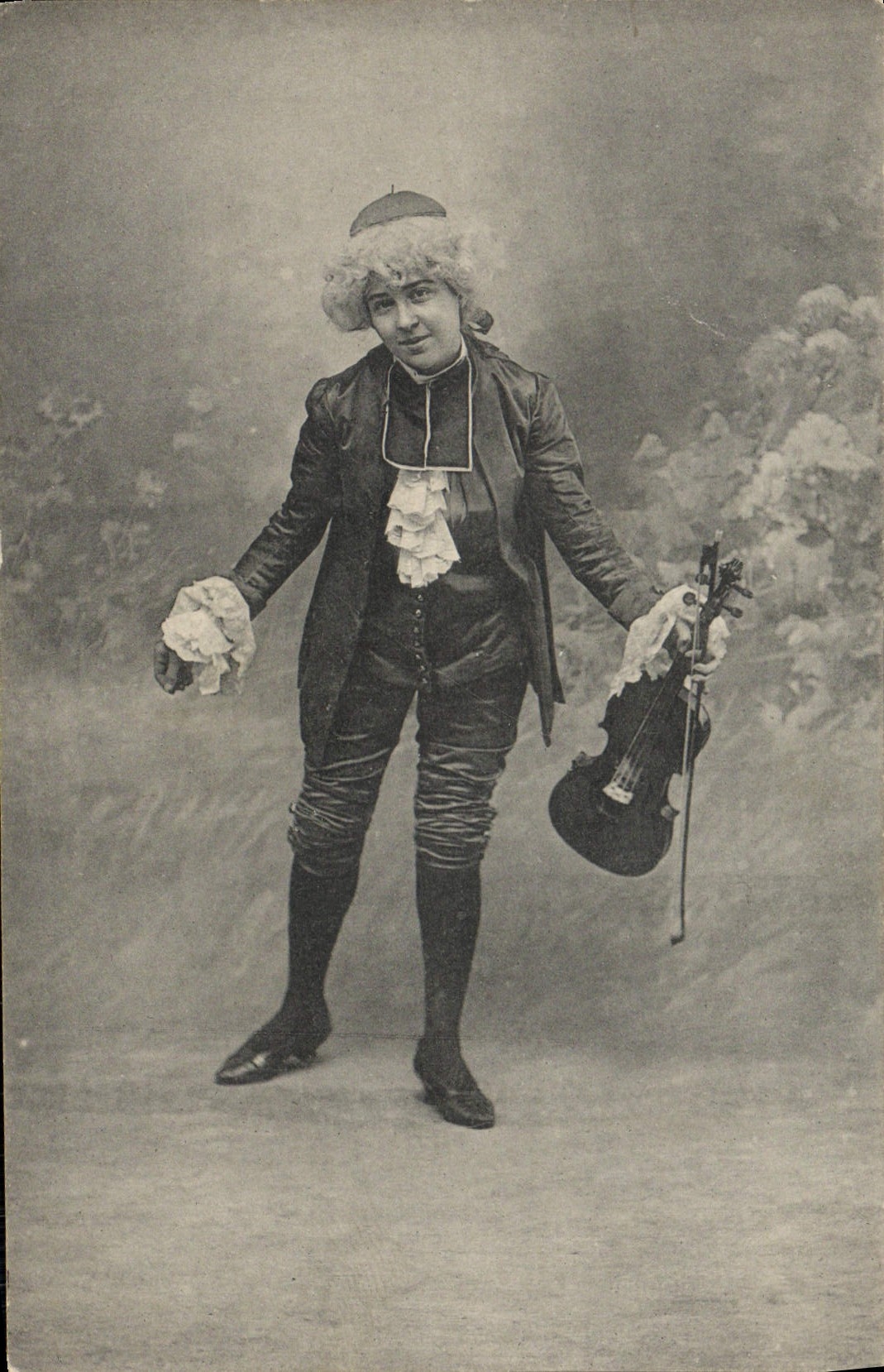 CPA Fantaisie Enfant Pretre Violon Musique
