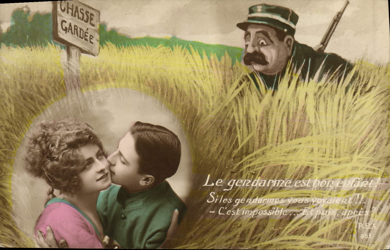 CPA Fantaisie Femme Gendarme Chasse