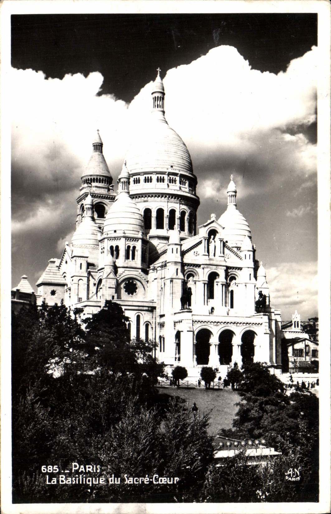 Paris — La Basilique du Sacré-Cœur — A.N. Paris, n°685