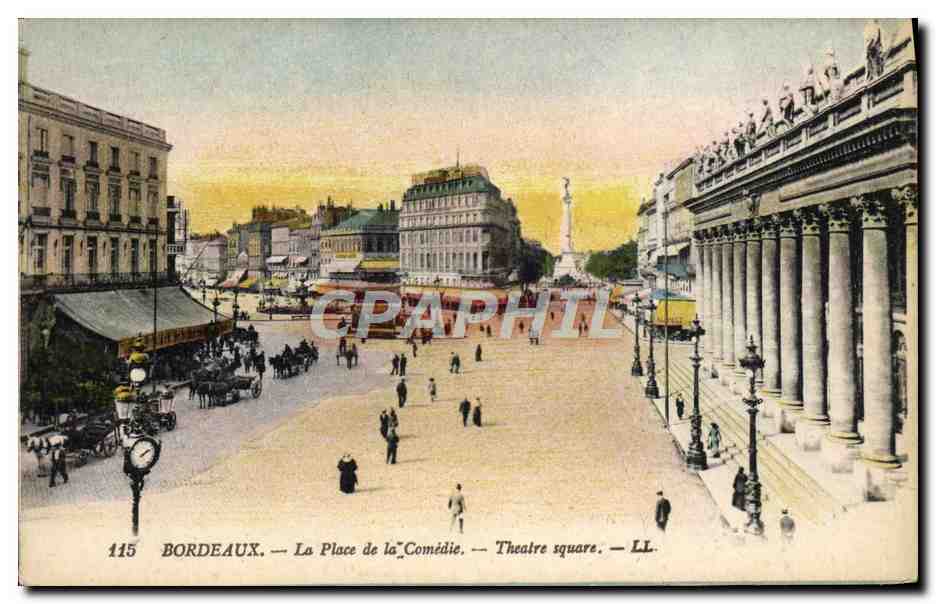 CPA Bordeaux La Place de la Comedie