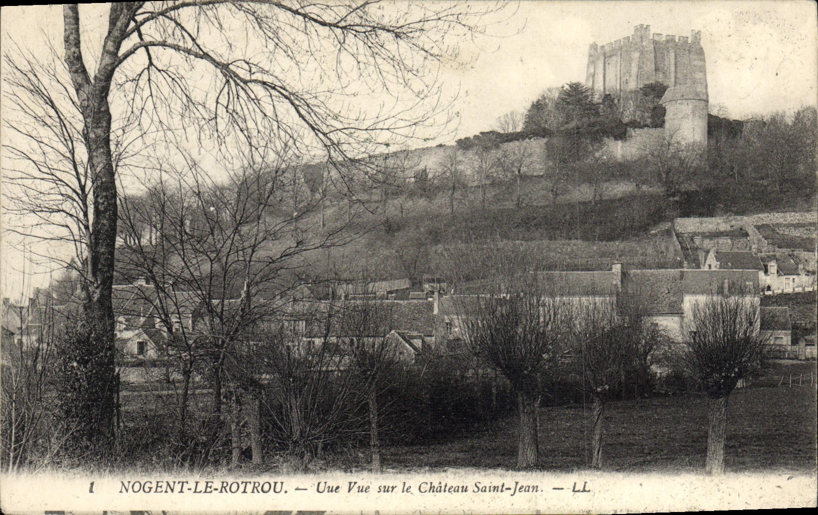 Nogent-le-Rotrou — Vue sur le Château Saint-Jean — LL