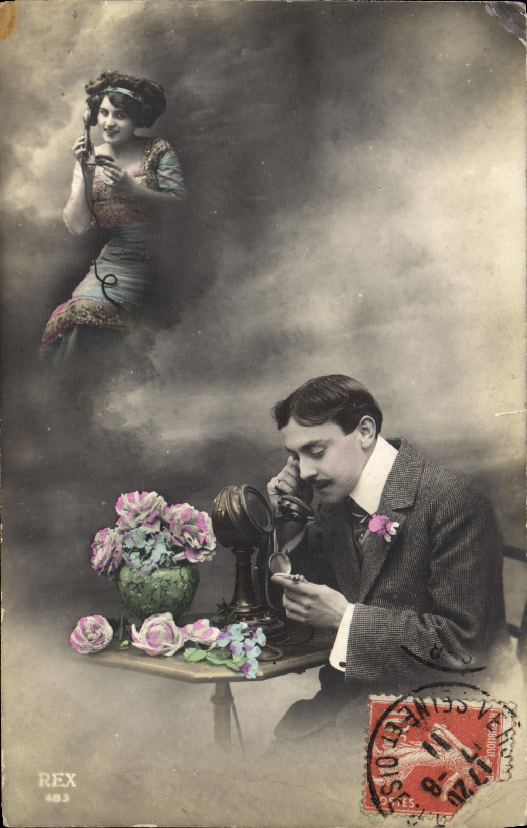 CPA Fantaisie Femme TElephone 