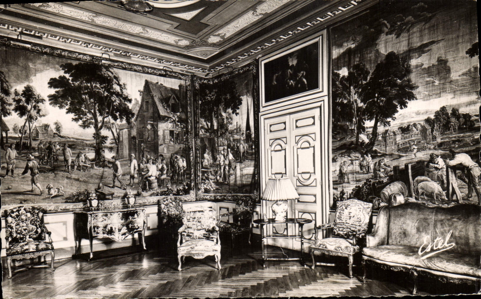 CPM Le Chateau de Cheverny Le Petit Salon