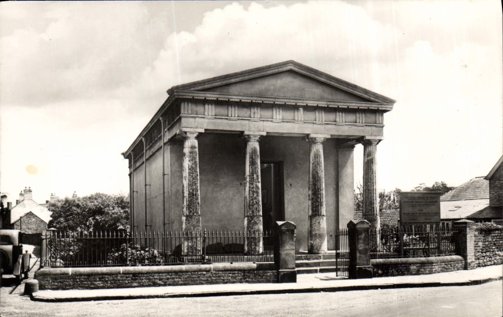 CPA The Leclonary Museum of Carleon Branch of the National museum of Wales