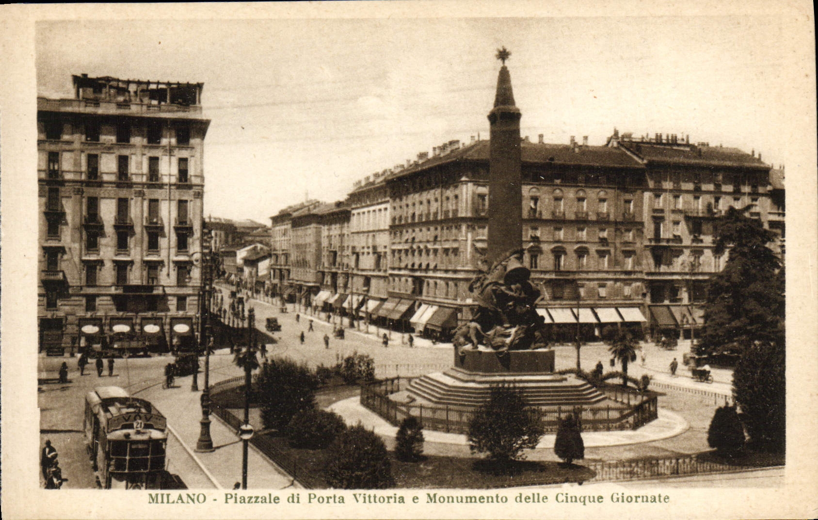 CPA Milano Piazzate di Porta Vittoria e Monumento delle Cirque Giornate