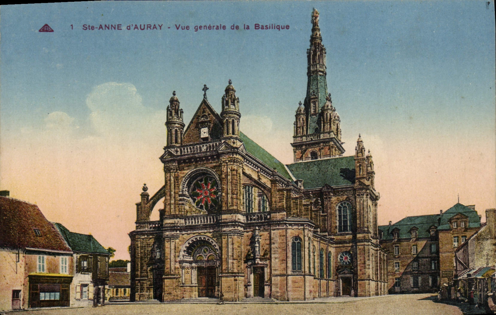 Ste-ANNE d'AURAY - Vue générale de la Basilique