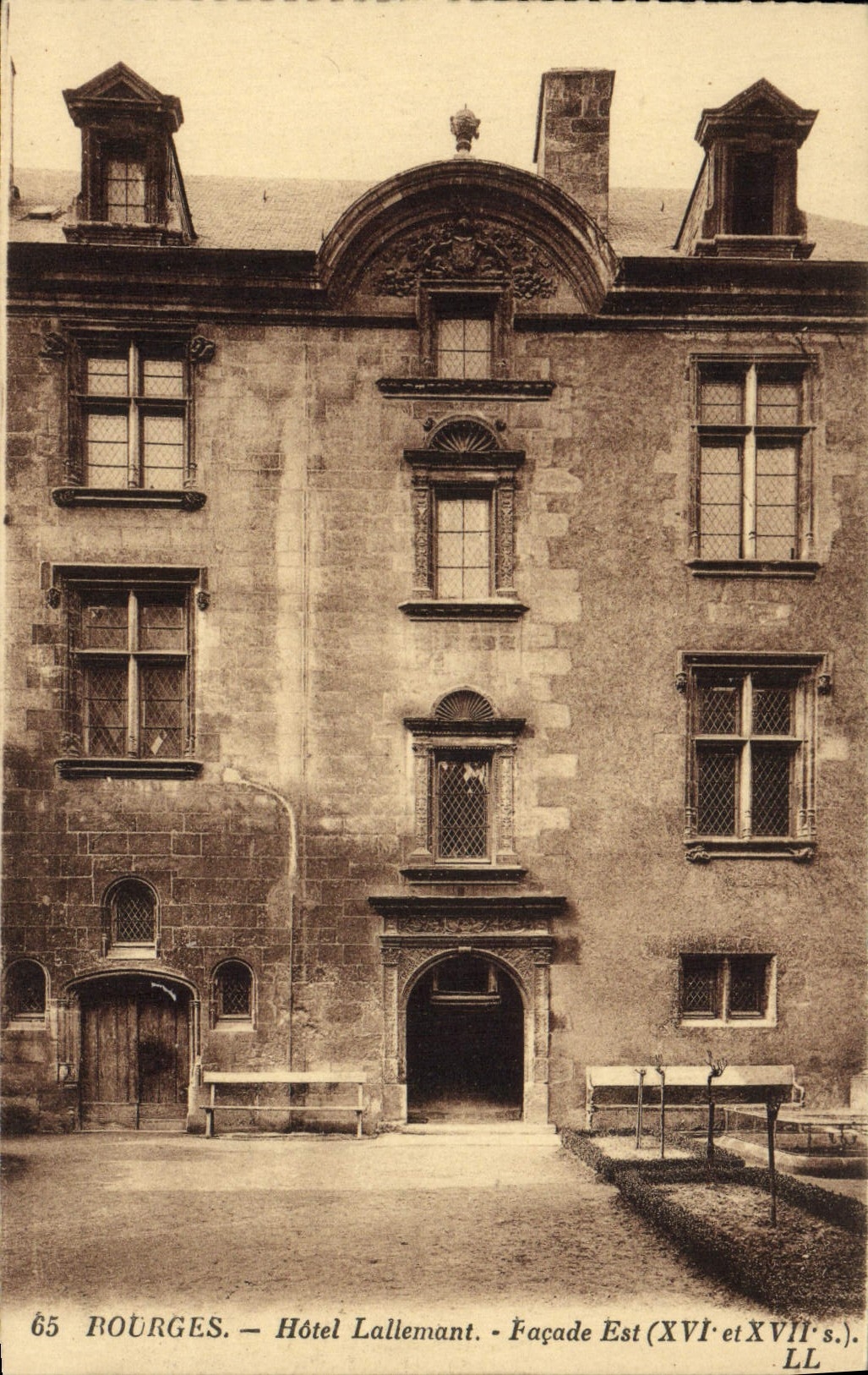 CPA Bourges Hotel Lallemant Facade Est