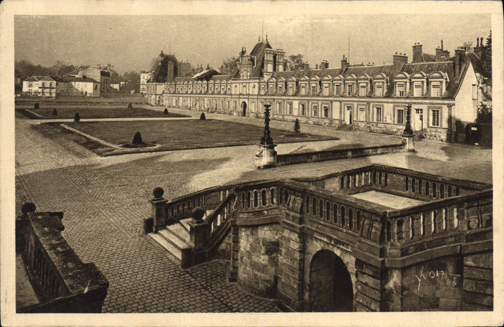 Palast von Fontainebleau — Cour des Adieux — Edition d'Art YVON