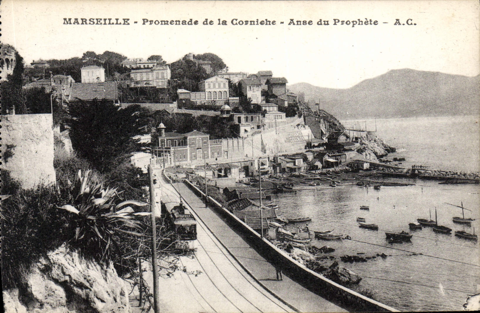 CPA Marseille Promenade De La Corniche Anse Du Prophete Tramway