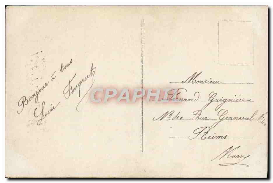 Jeune femme tenant une rose — 'Pensez à Moi' — éditeur H.59 — Verso