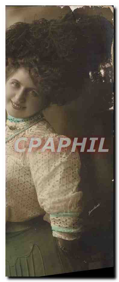 Jeune femme souriante — portrait — photographe Gaudard