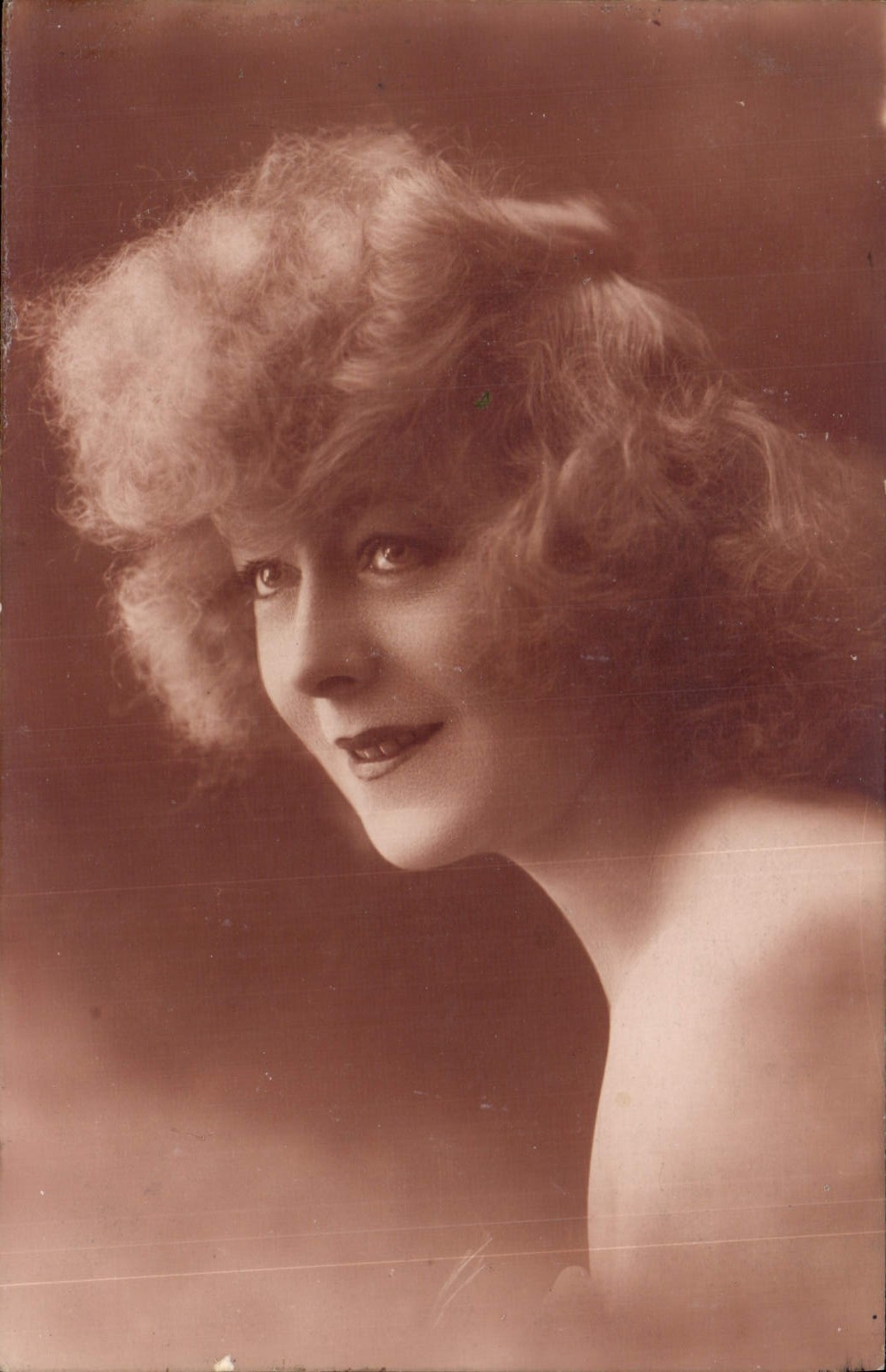 CPA Fantaisie Femme