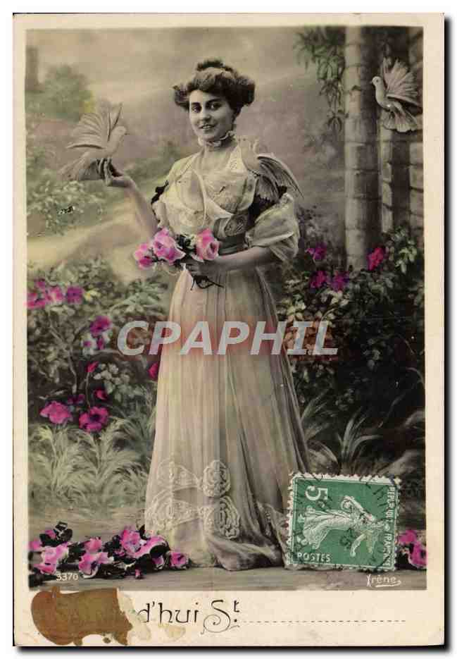 Donna in abito di stile Art Nouveau che tiene colombi — editore Irene, n°3370
