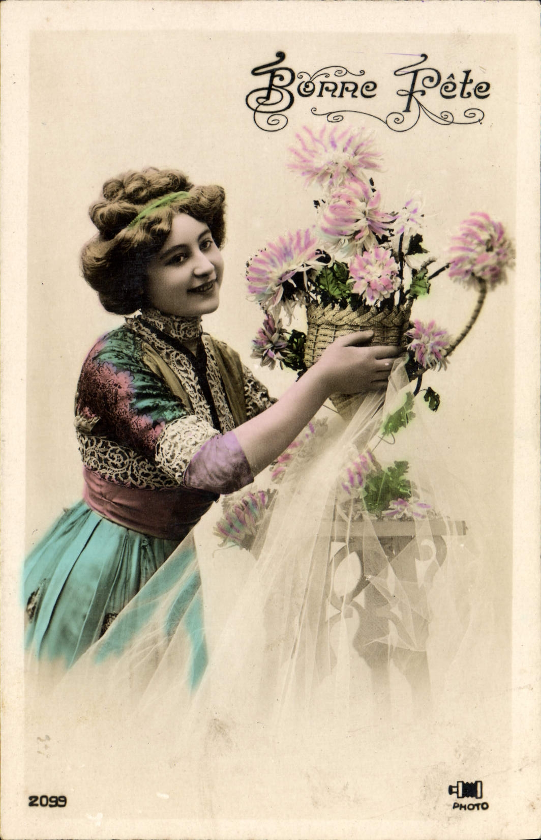 CPA Fantaisie Femme 