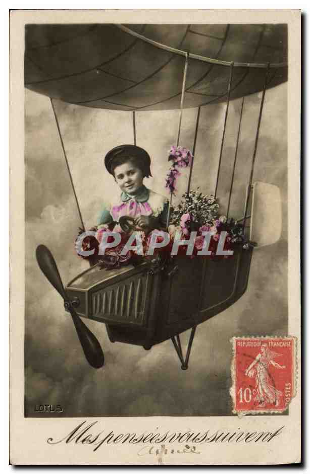 CPA Fantaisie Enfant Ballon Zeppelin Dirigeable