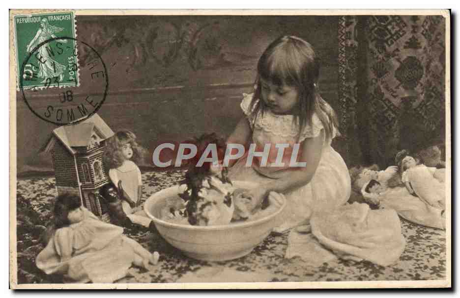 CPA Fantaisie Enfants Poupee Poupees