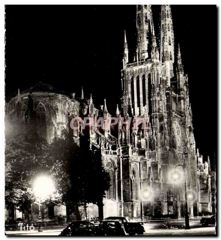 CPM Bordeaux La Cathedrale La Nuit