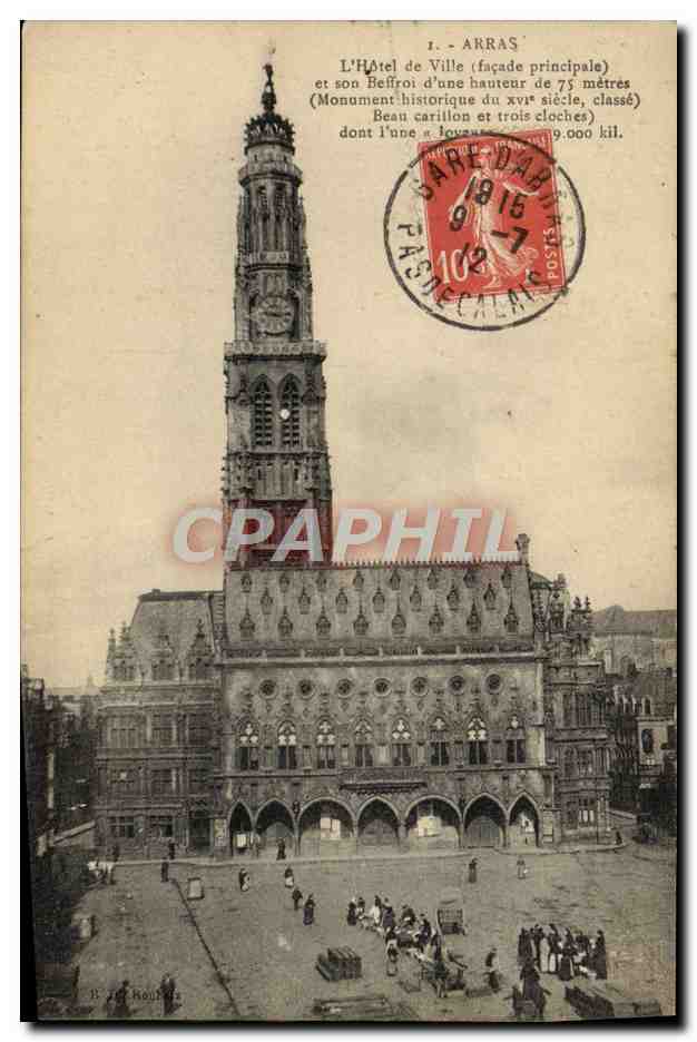 CPA Arras L'Hotel de Ville et son Beffroi