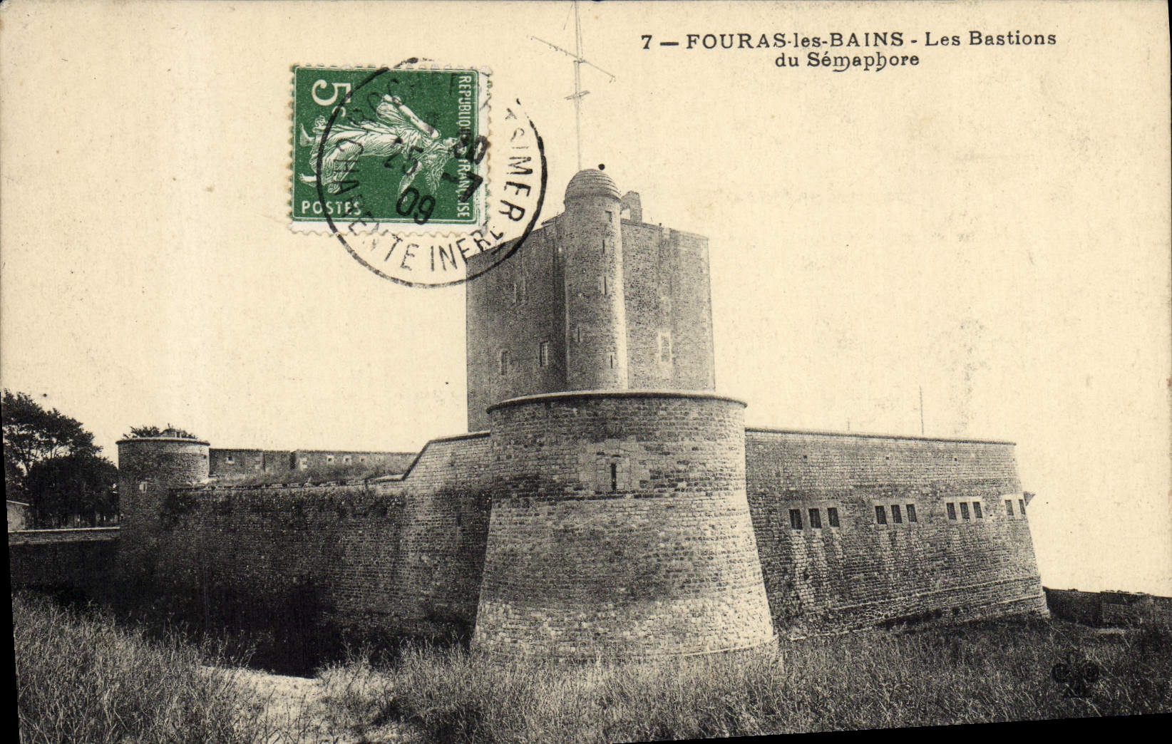 CPA Fouras les Bains Les Bastions du semaphore