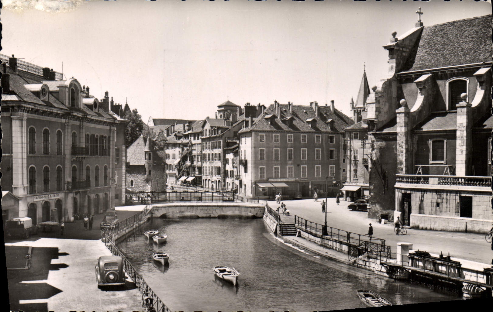 Annecy — Vieux Quartiers et le Thiou — Éditions G. Mototrist, Annecy, n°1325