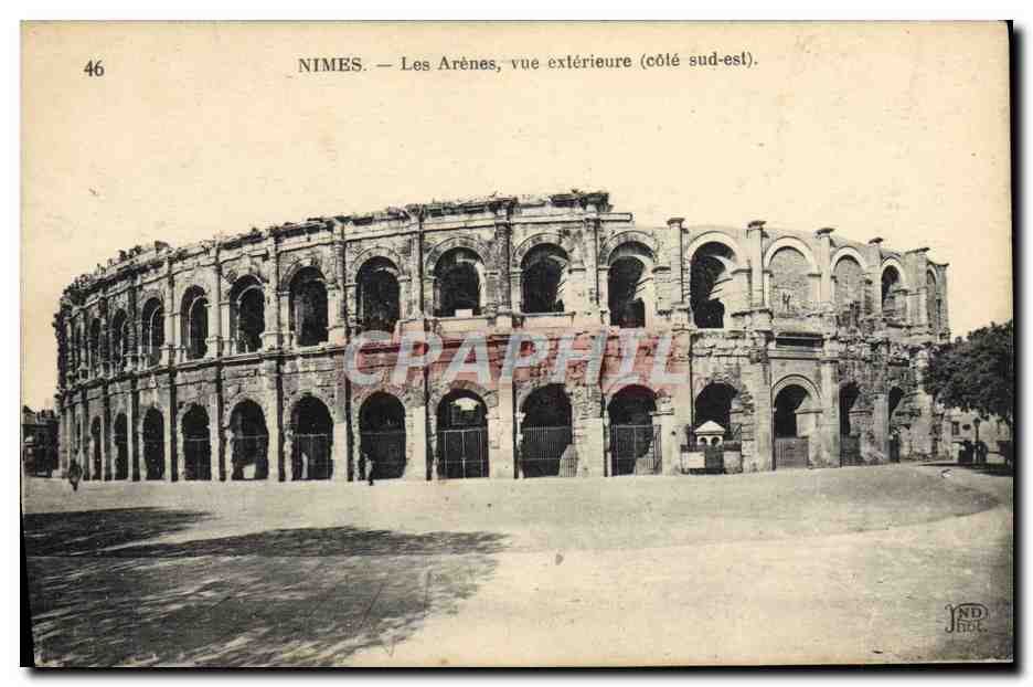 CPA Nimes les Arenes Vue Exterieure 