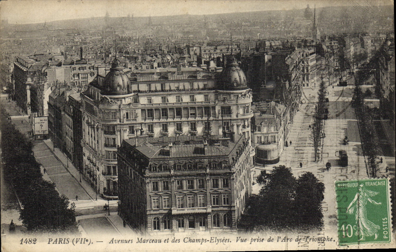 CPA Paris Avenues Marceau Et Des Champs Elysees Vue Prise De l'Arc de Triomphe 