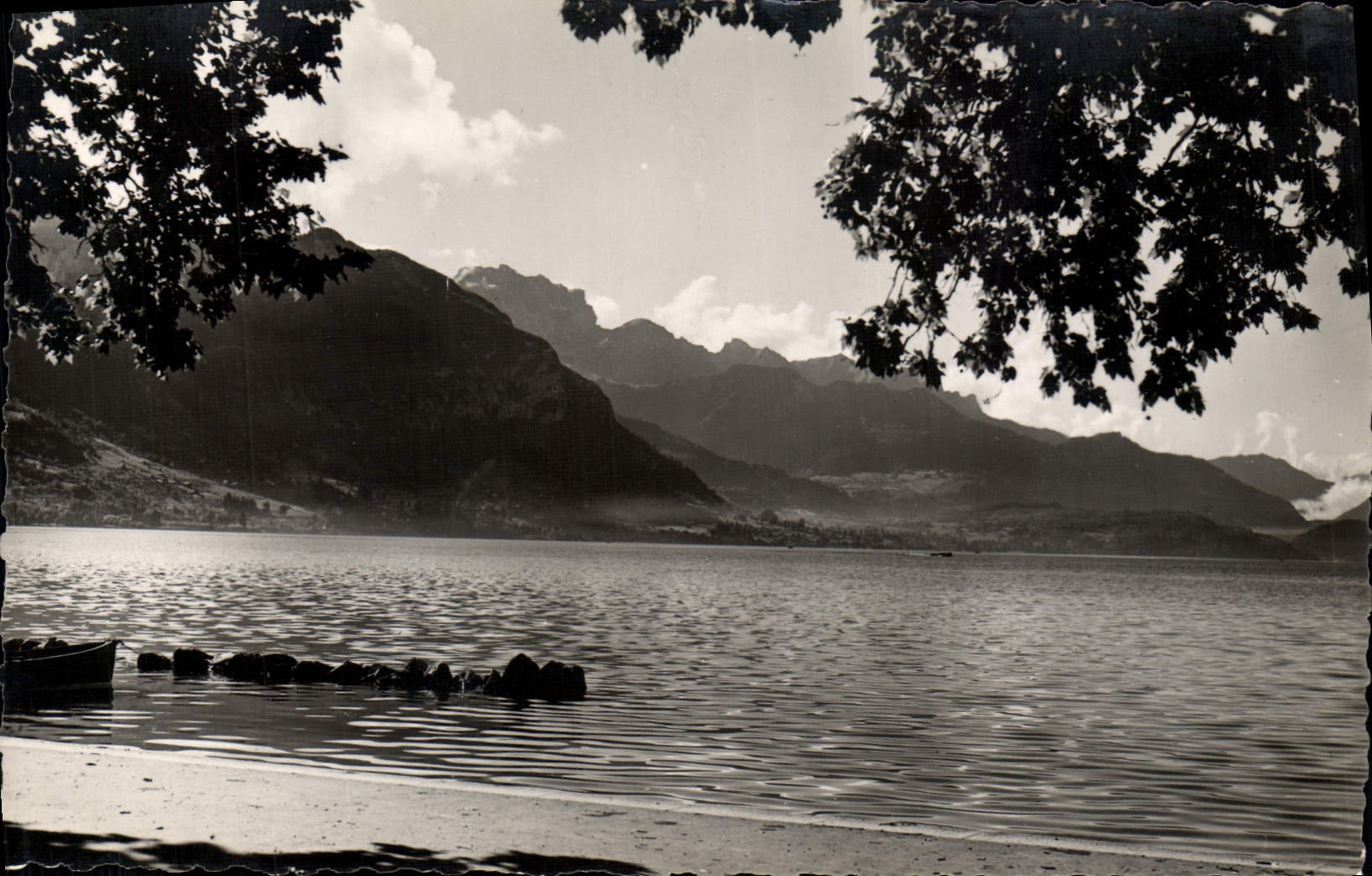 Lac d'Annecy — vu de la promenade d'Albigny — éditeur Fabr. Française, n°8