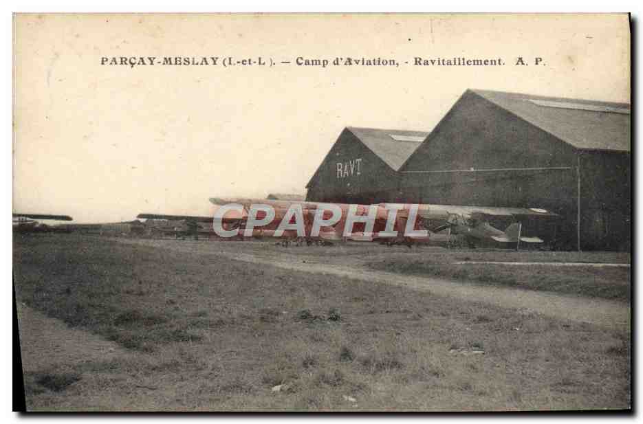 CPA Aviation Avion Parcay Meslay Camp d'aviation Ravitaillement 