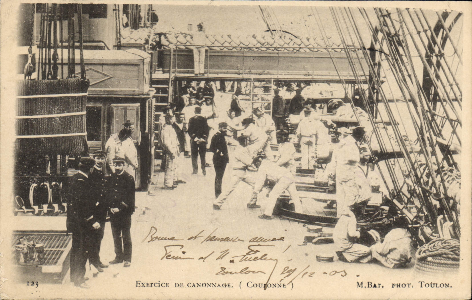 Esercizio di artiglieria — (Coutonne) — M. Bar, fot. Toulon