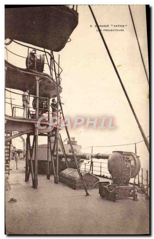 CPA Bateau Guerre Cuirasse Patrie Les projecteurs 